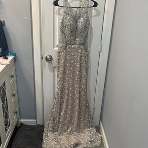 Elegant Silver Lace Evening Gown